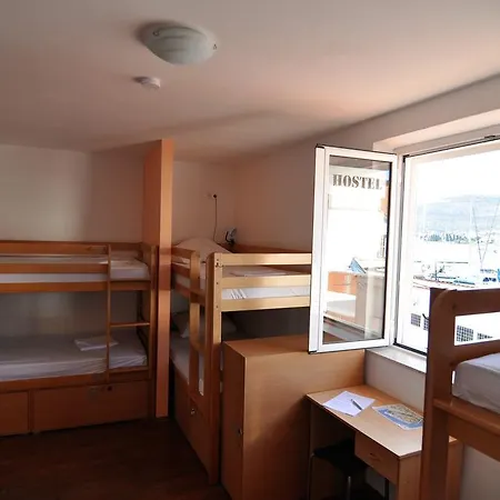 Marina Hostel *